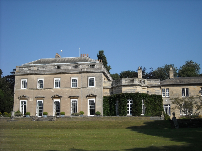 Hackthorn Hall